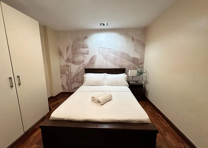 Stylish 100 Sqm 3br Loft Near Greenbelt Makati Apartment *