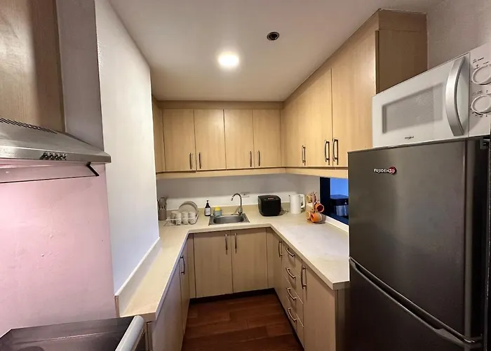 Stylish 100 Sqm 3br Loft Near Greenbelt Makati Apartment *